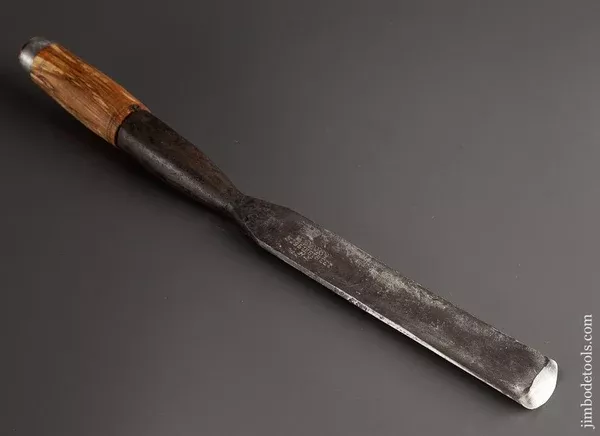 1 1/2 x 17 inch M. DEVOY Laminated Heavy Framing Gouge - 78187