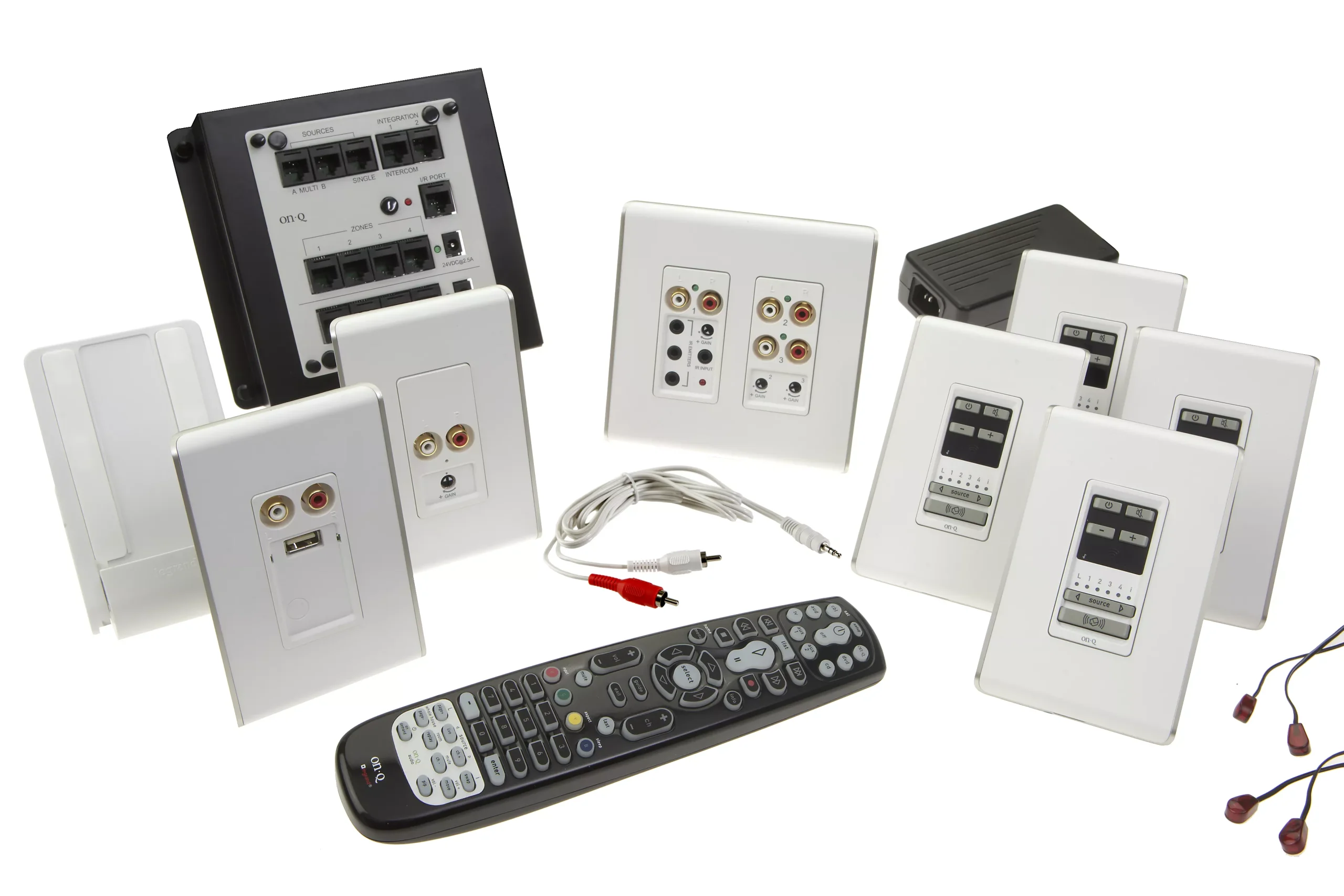 On-Q AU5744-WH 4-Zone White Multi-Source Audio System Charge and Play Kit