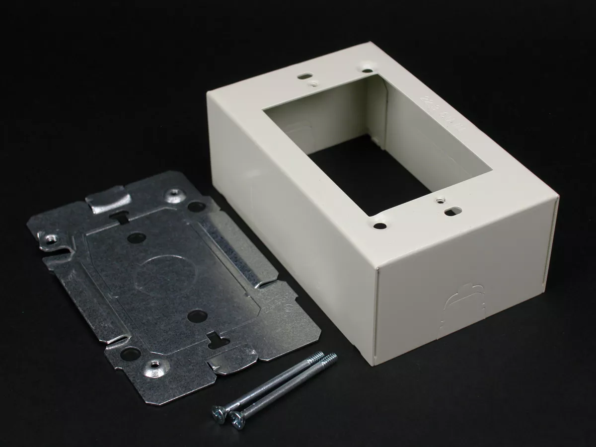 Wiremold 2448-WH 2400-Series Device Box Fitting